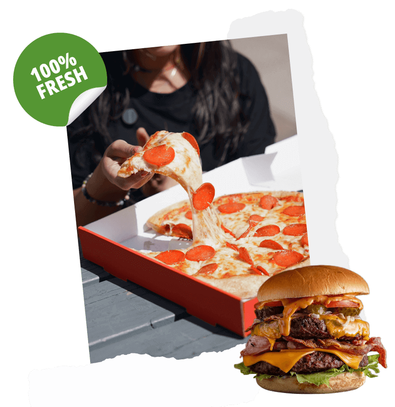 Mujer comiendo pizza